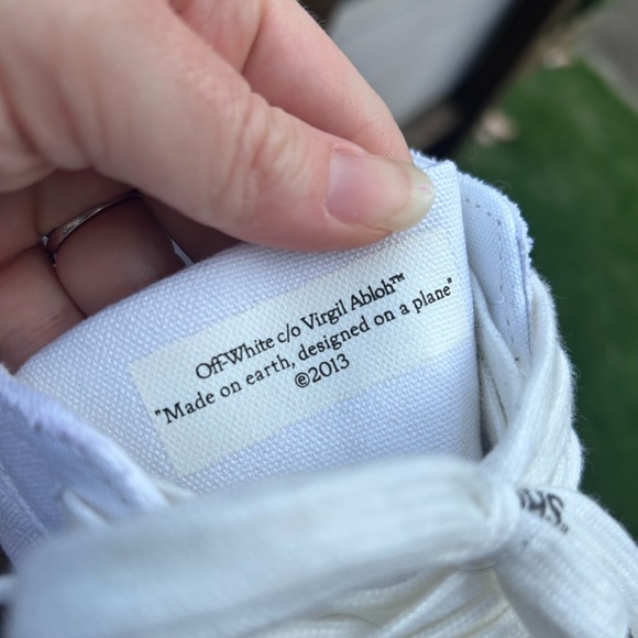 Off-White Sneakers Low Vulcanized Diagonal Print White and pink - Picture 9 of 11